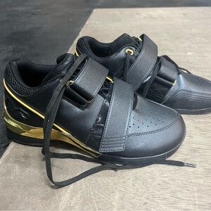 TYR Elite Carbon Lifters